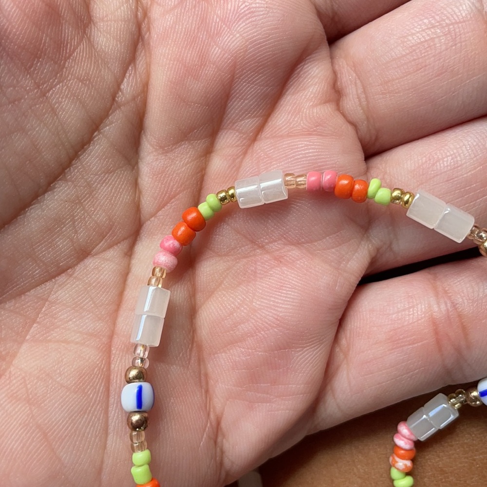 HANDMADE BEADED chocker - Picture 2 of 2